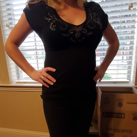 WHBM size small short sleeve sequence black sweate - Picture 1 of 5
